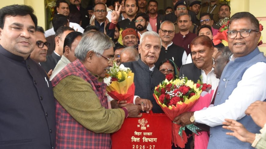 बिहार विधानसभा में अब तक का सबसे बड़ा बजट पेश, विकास पर सरकार का बड़ा दांव